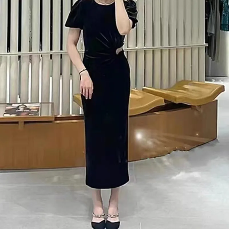

Women's Long Dress O-Neck Peals Hollow Out Puff Sleeve Slim Luxury 2023 Autumn New Velvet Robe