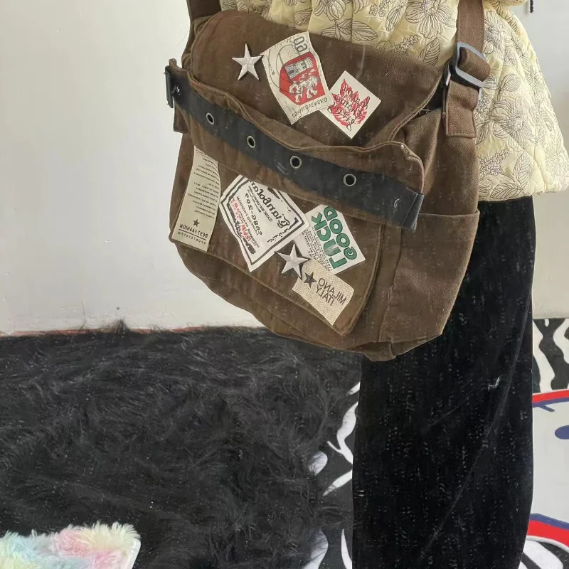 Canvas Bag Women Messenger Bag MBTI Vintage Y2k Messenger Bag for Women Canvas Star Patch Students School Crossbody Bags American Fashion Retro Female Handbags