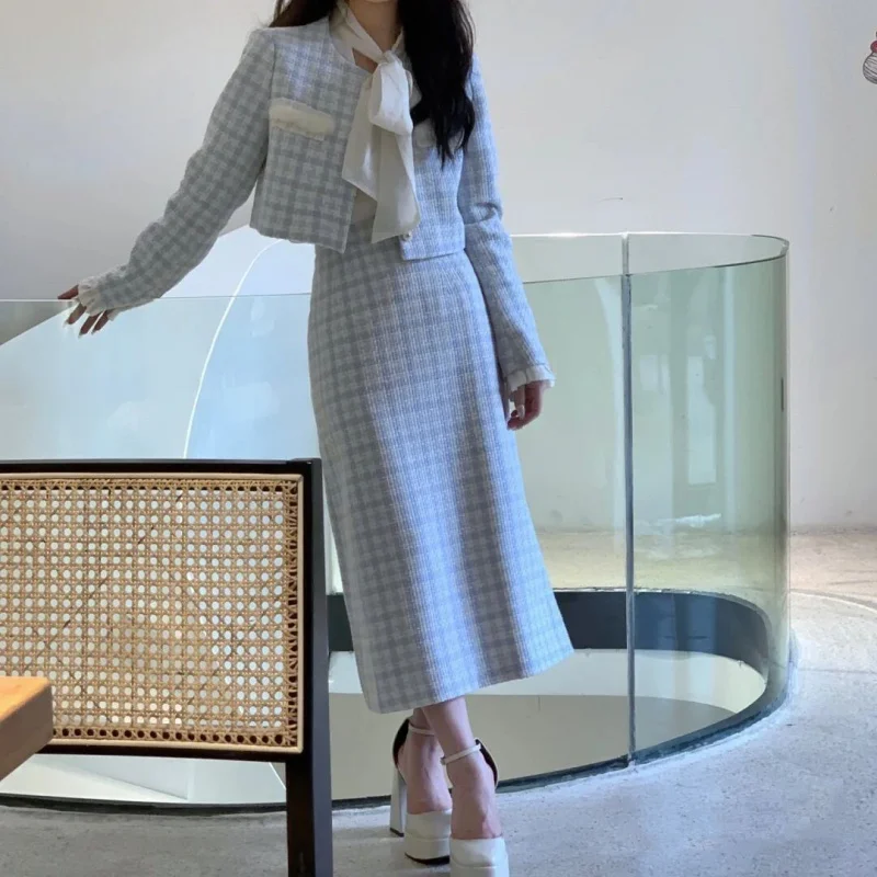 

Style Short Coat High Waist Mid-Length Skirt Bow Shirt Three-Piece Set for Women