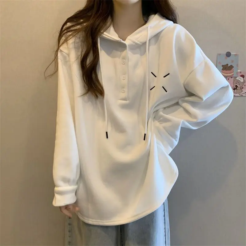 Doppelseitiges deutsches Samt-Langarm-T-Shirt mit Knopf und Kapuze für Damen im Herbst und Winter 2022, neues lockeres, schlankes Oberteil für Damen – Detail 19