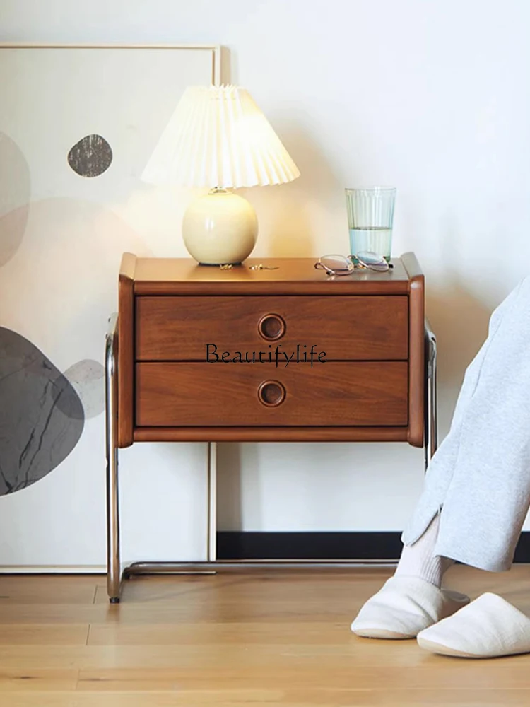 

Ретро прикроватная тумбочка из твердой древесины в скандинавском стиле, маленькое хранилище из нержавеющей стали