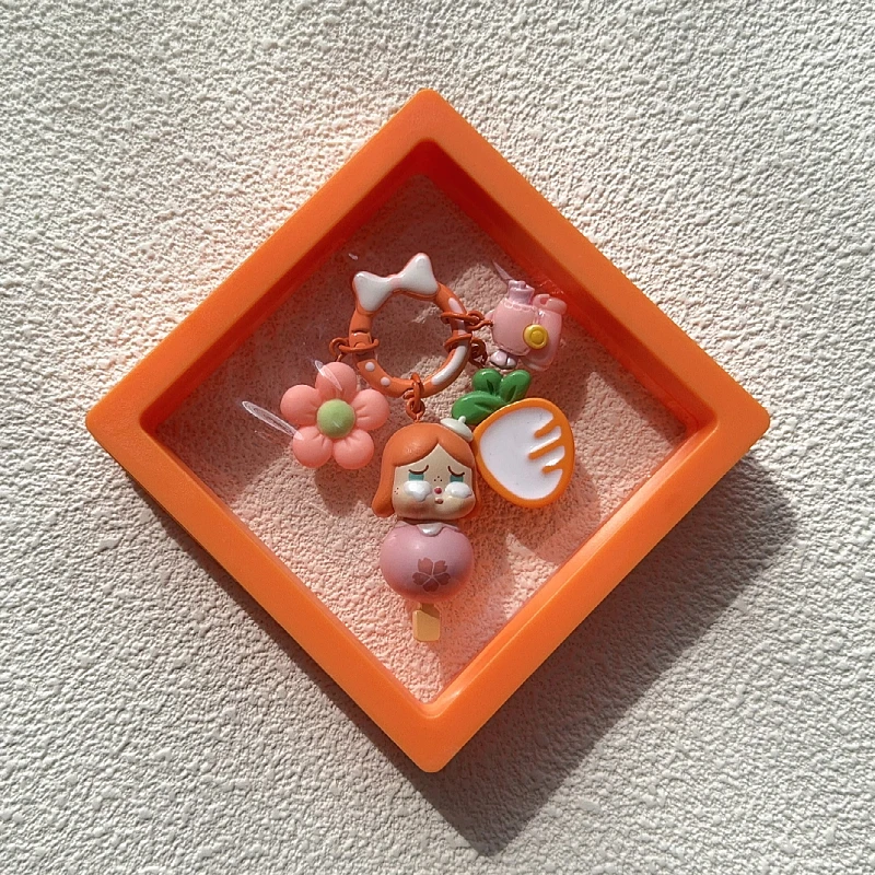 Nuevo POP BEAN Diy Labubu Molly Skullpanda llavero pequeño hecho a mano de color rosa, adornos para bolsos de lujo, colgante para teléfono para regalo de Navidad