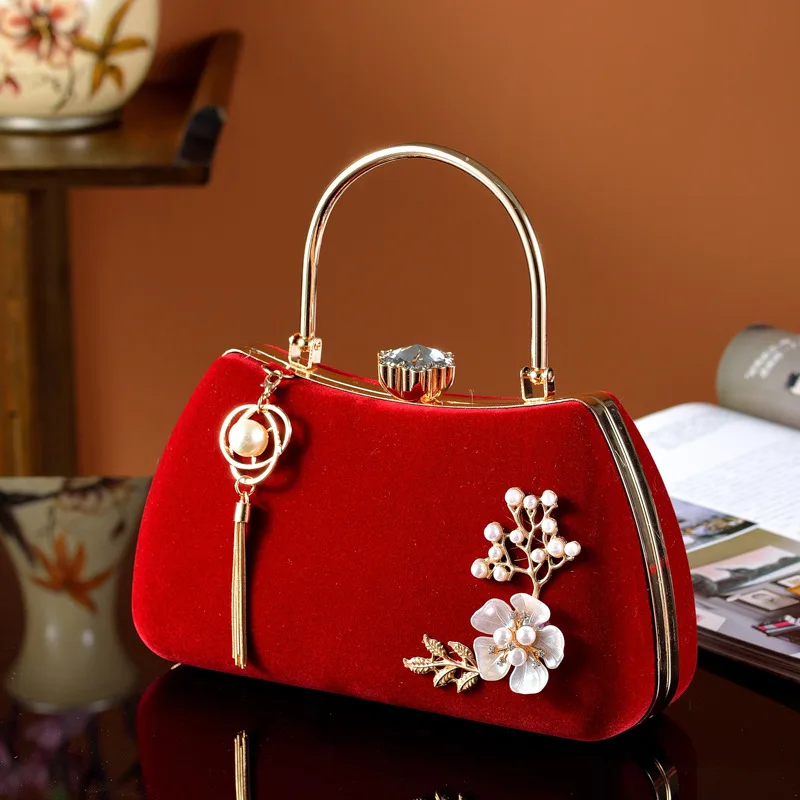 

Chinese Style Lady Evening Bag Elegant Pearl Flower Applique Banquet Bags Exquisite Tassels Decor Clutch Bags For Women XA690H