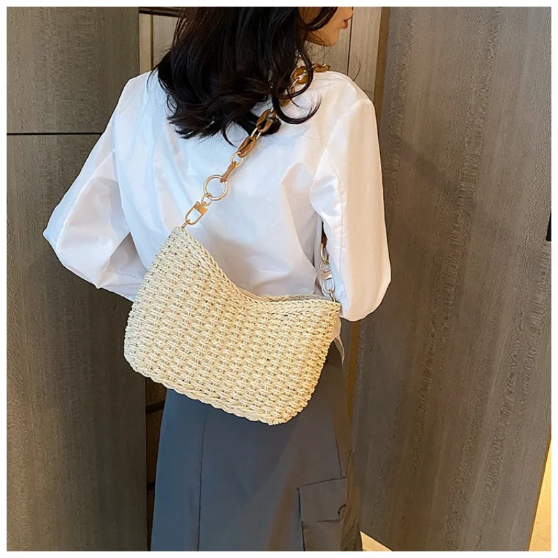 حقيبة يد نسائية صيفية عادية منسوجة يدويًا مع سلسلة...