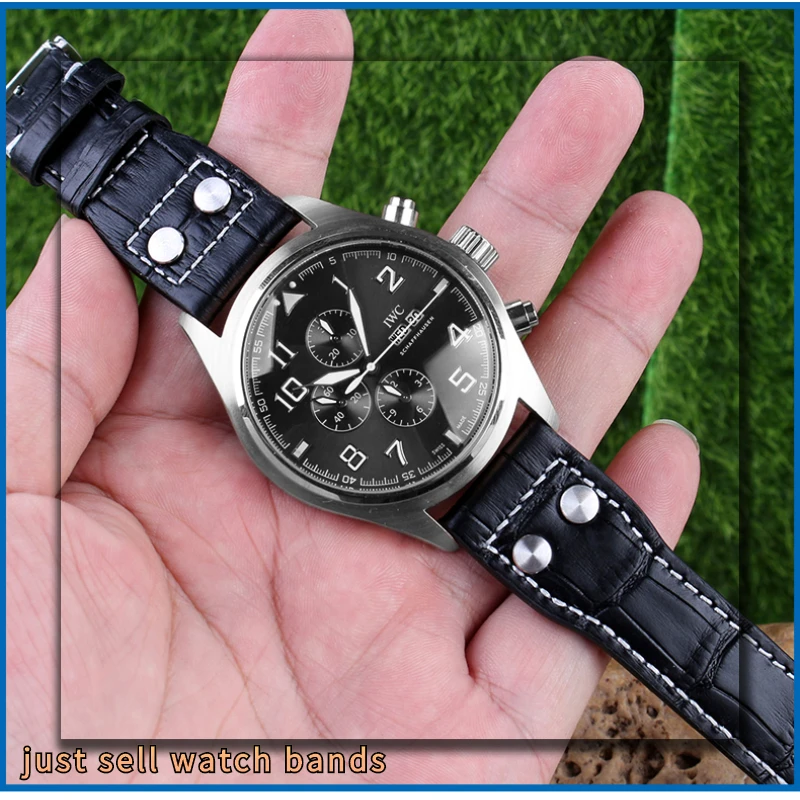 iwc パイロットウォッチ レザーベルト黒　正規品 iwc パイロットウォッチ レザーベルト黒 正規品 レザーベルト