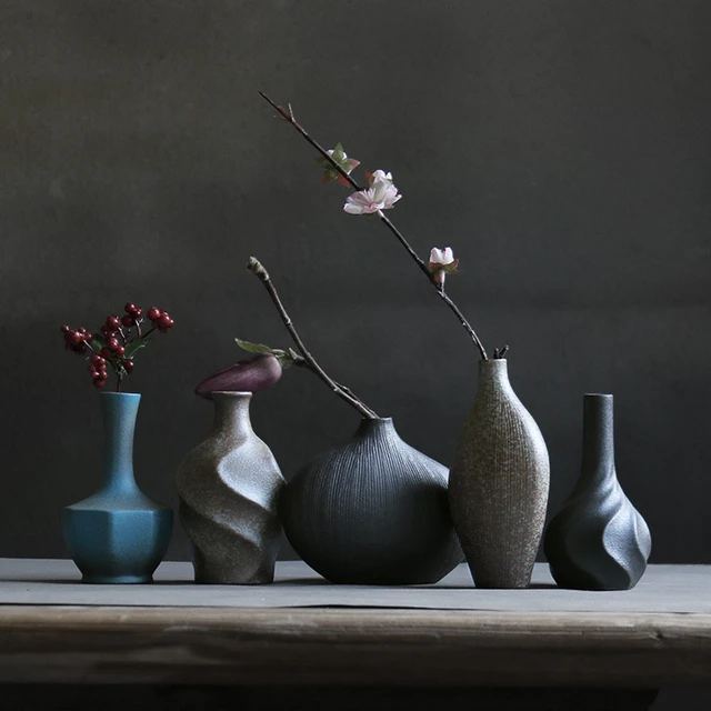 Japanese-style black pottery vase imitation stone abstract golden flower  arrangement retro ceramic Zen desktop decoration home