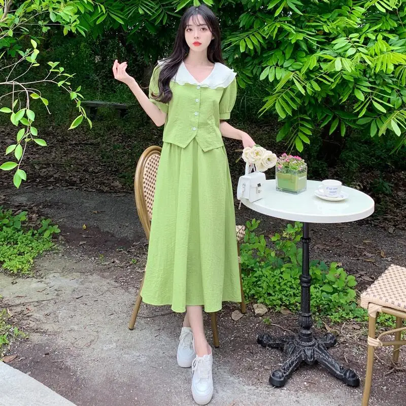 

2022 New Summer Doll Neck Shirt Two Piece Skirt Free Shipping