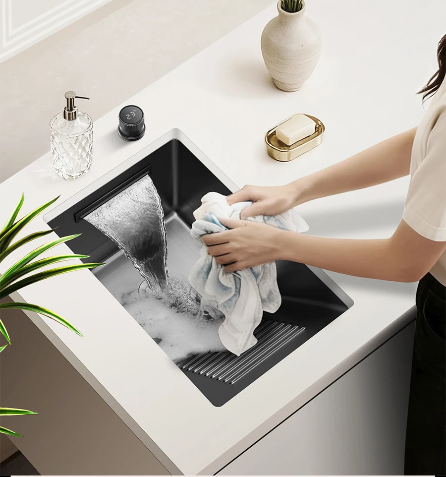 Nano Sink with Waterfall Tap