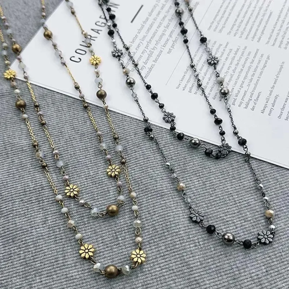 Stackable Double Layered Flower Beaded Chains Necklaces for Women Bohemian Ethnic Style Glass Beaded Sweater Chain Jewelry