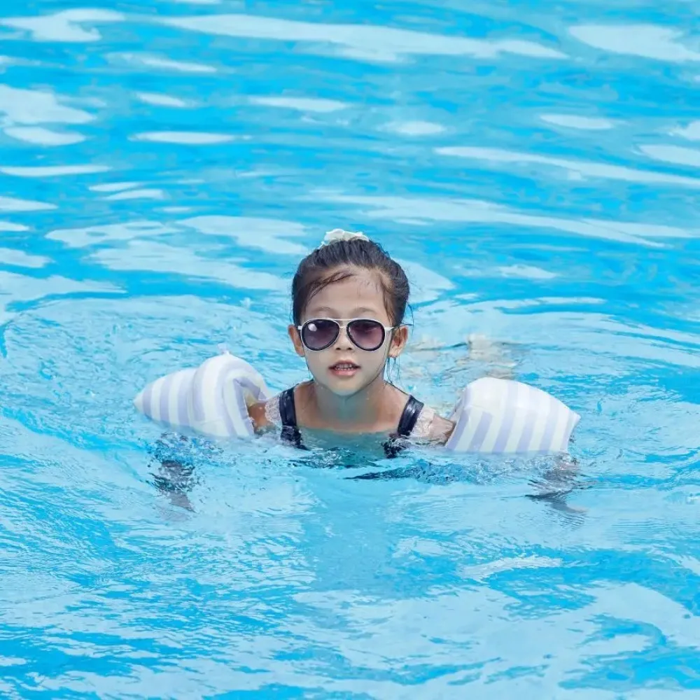 Inflatable Swim Ring 3