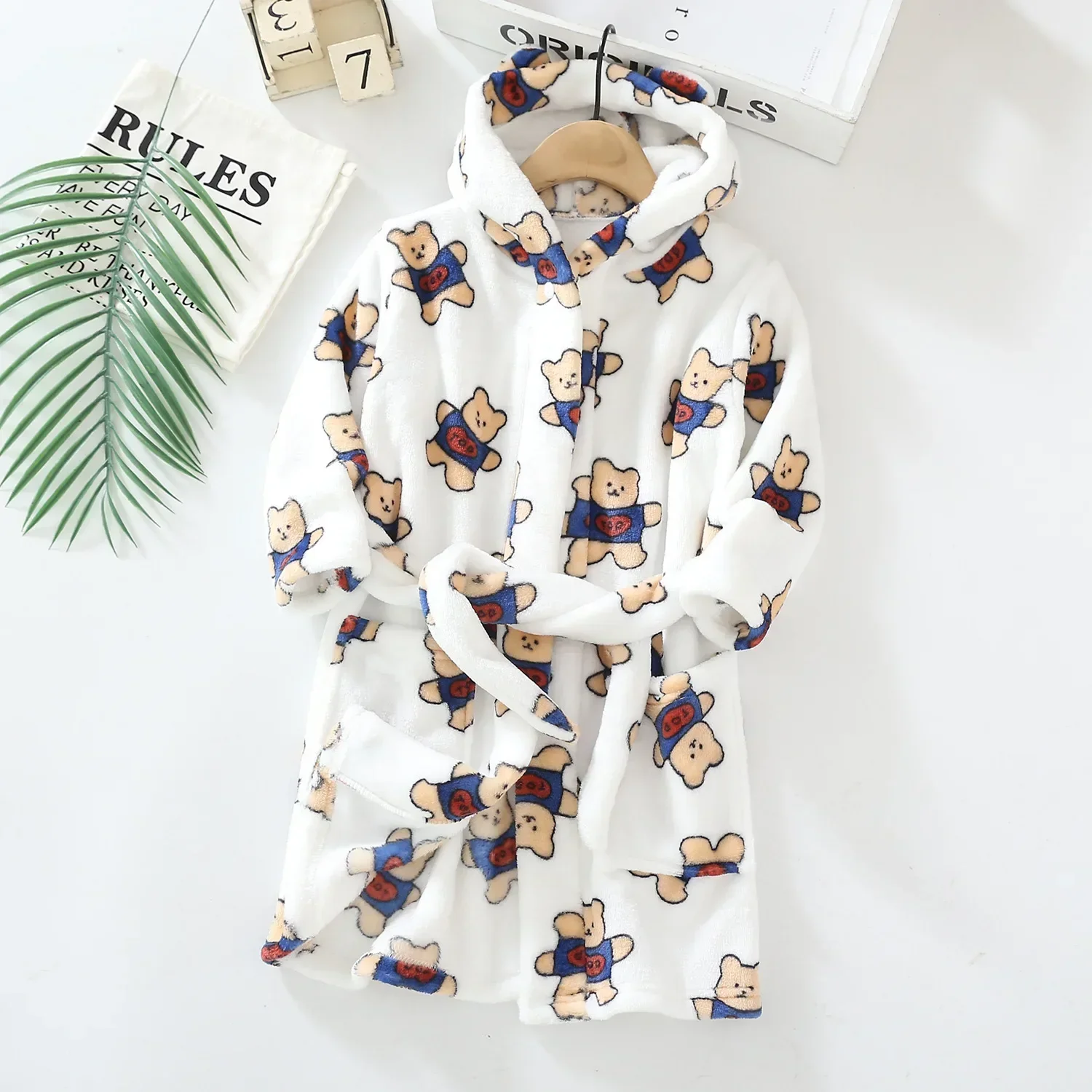 Child Bathrobe Kids Robe Kids Cartoon Bear Robes Winter Baby Girl Bathrobe Sleepwear Robe For Children Flannel Hooded Pajamas Boys Homewear Clothing