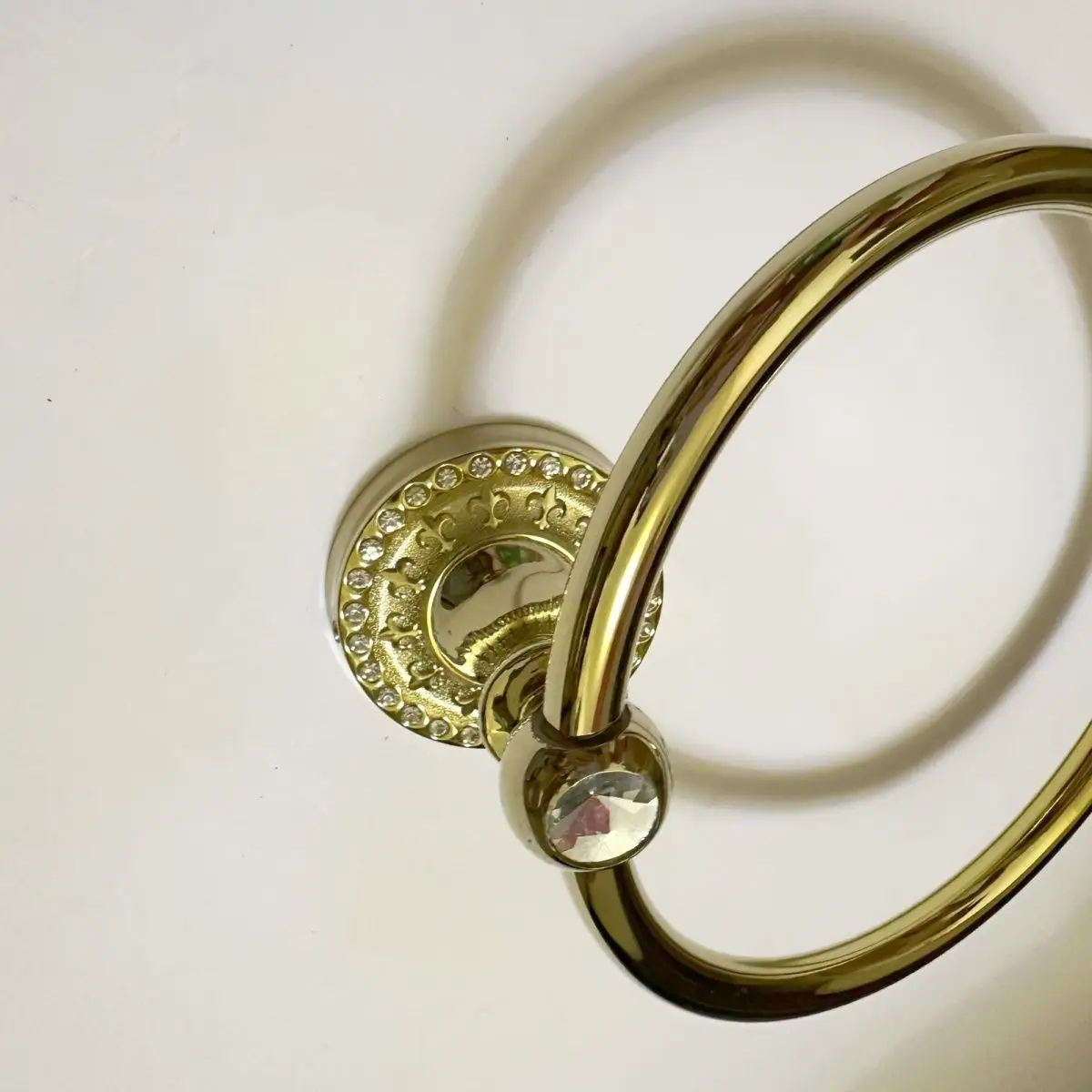 European Light Luxury Towel Ring Punched Gold Diamond Hanging Ring Bathroom Bathroom