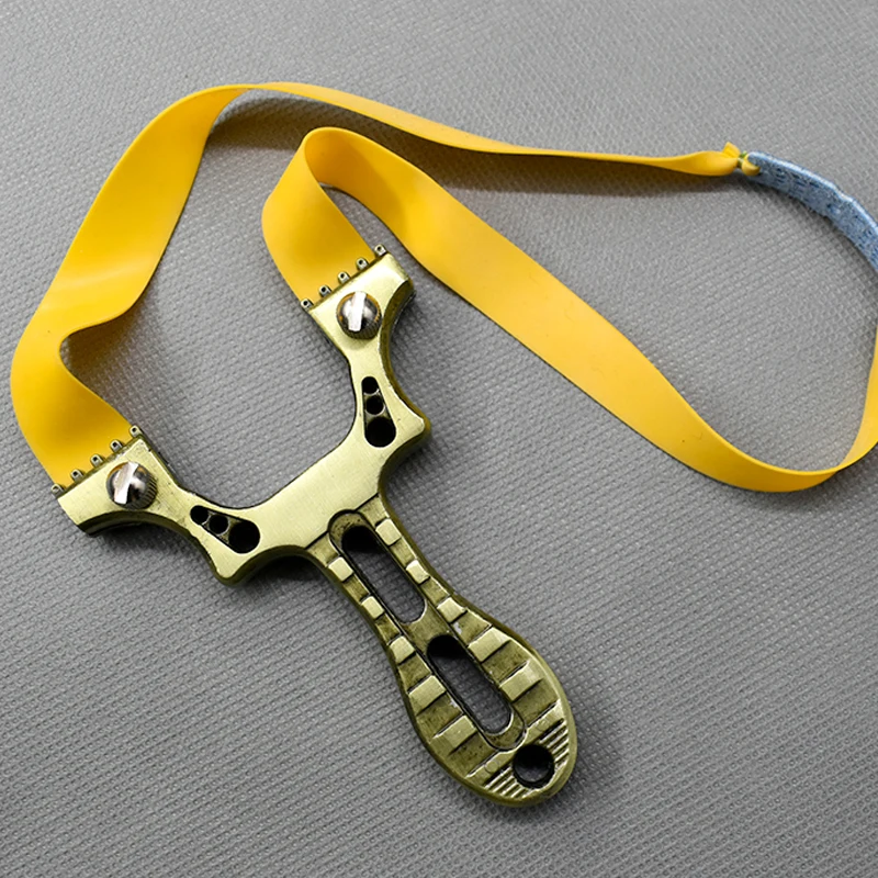 New Bronze Metal Slingshot Field Hunting Precision Shooting Equipment Quick-press Screw Design Portable Slingshot Catapult