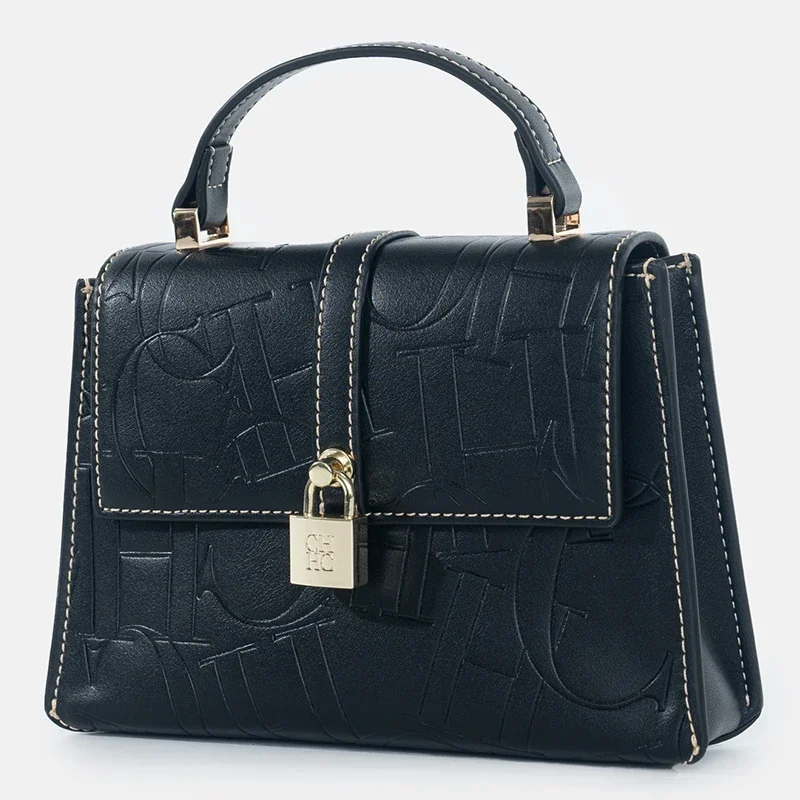 حقيبة يد نسائية كلاسيكية من CH Fashion، تتميز بتصم...