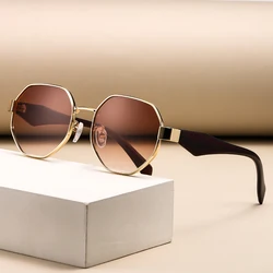 Vintage Oversized Round Frame Sunglasses for Women - Stylish UV400 Sunnies for Outdoor Adventures (Tea)