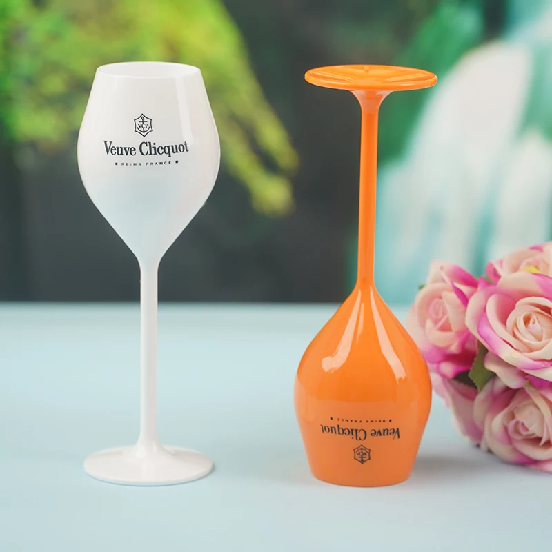 Veuve Clicquot Champagne ORANGE STEM GLASSES Flute X 2 New 