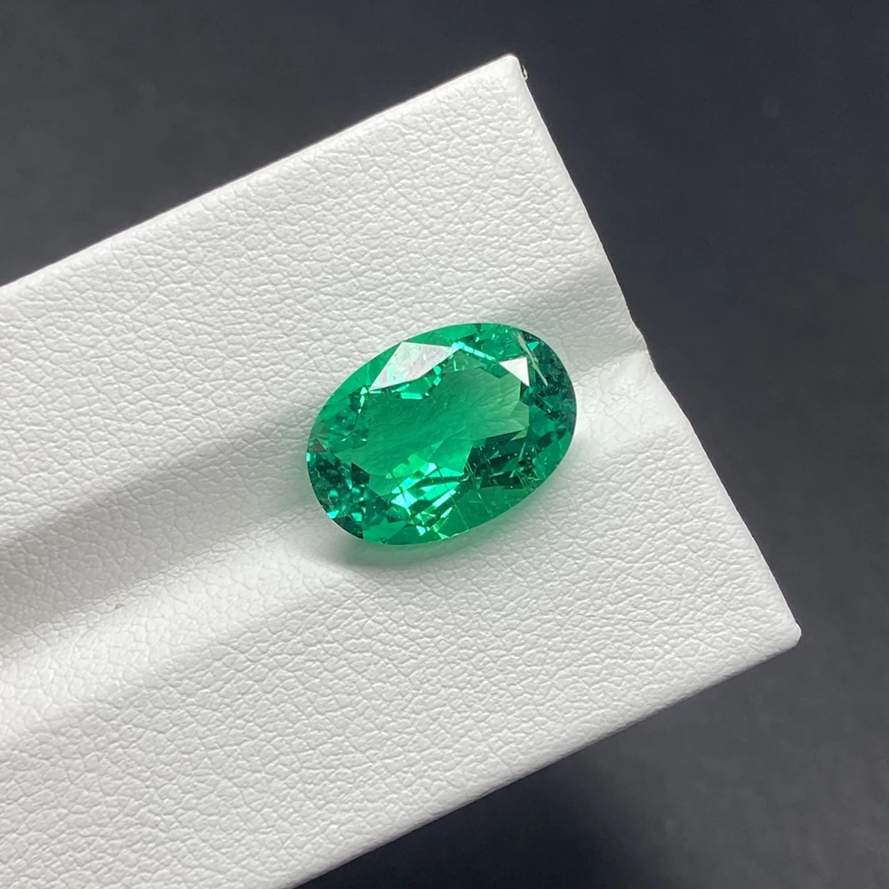 

Lab Created Green Oval Cut Colombian Emerald 10x12mm Gemstones For Pendant