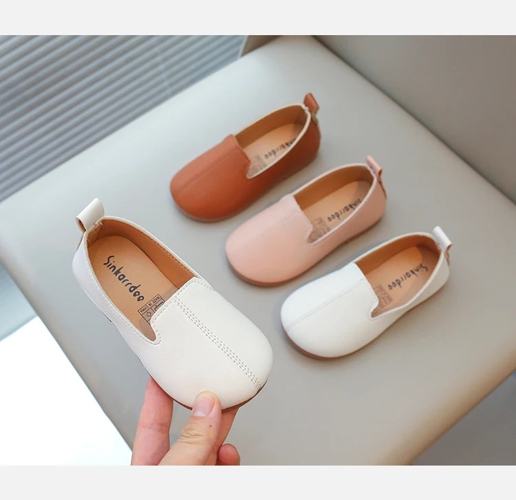 Description Picture 4 of itemToddlers Kids Casual Shoes for Girls Slip-on Leather Flats Moccasins Children Loafers Boys Flats for Wedding Party Soft Classic