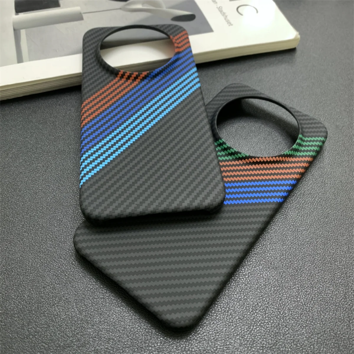 Sleek Carbon Fiber Kevlar Pattern Phone Case - Slim Frameless Cooling Design