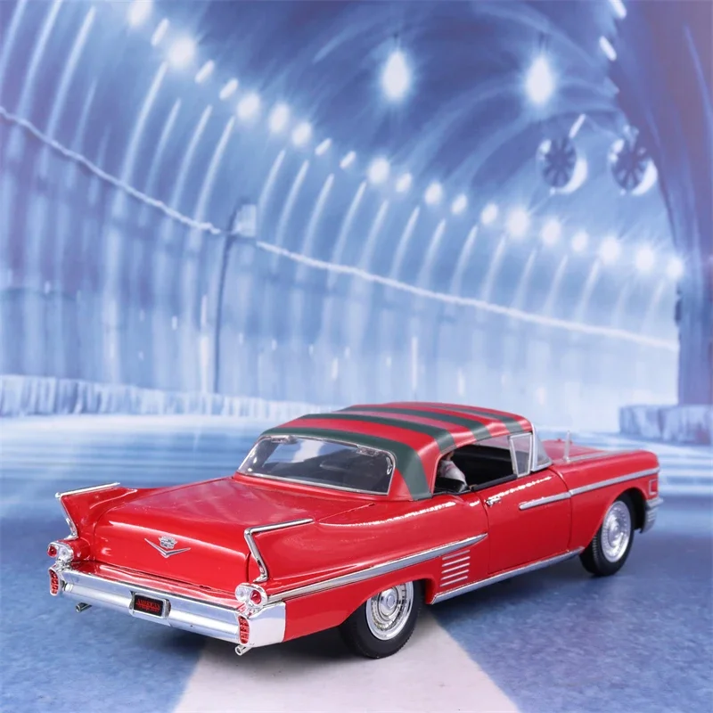 ミニカー 1:24 1958 Cadillac Series 62 w/FREDDY Nightmare on Elm Street Die-Cast 1958 Cadillac Series 62