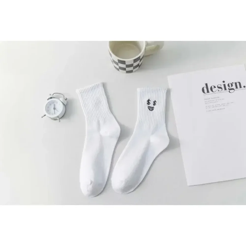 Womens Socks 5 Pairs Women's Cartoon Socks Round Neck Mid Tube Fashionable Cute Expression Pattern Socks Casual Breathable Autumn Girls