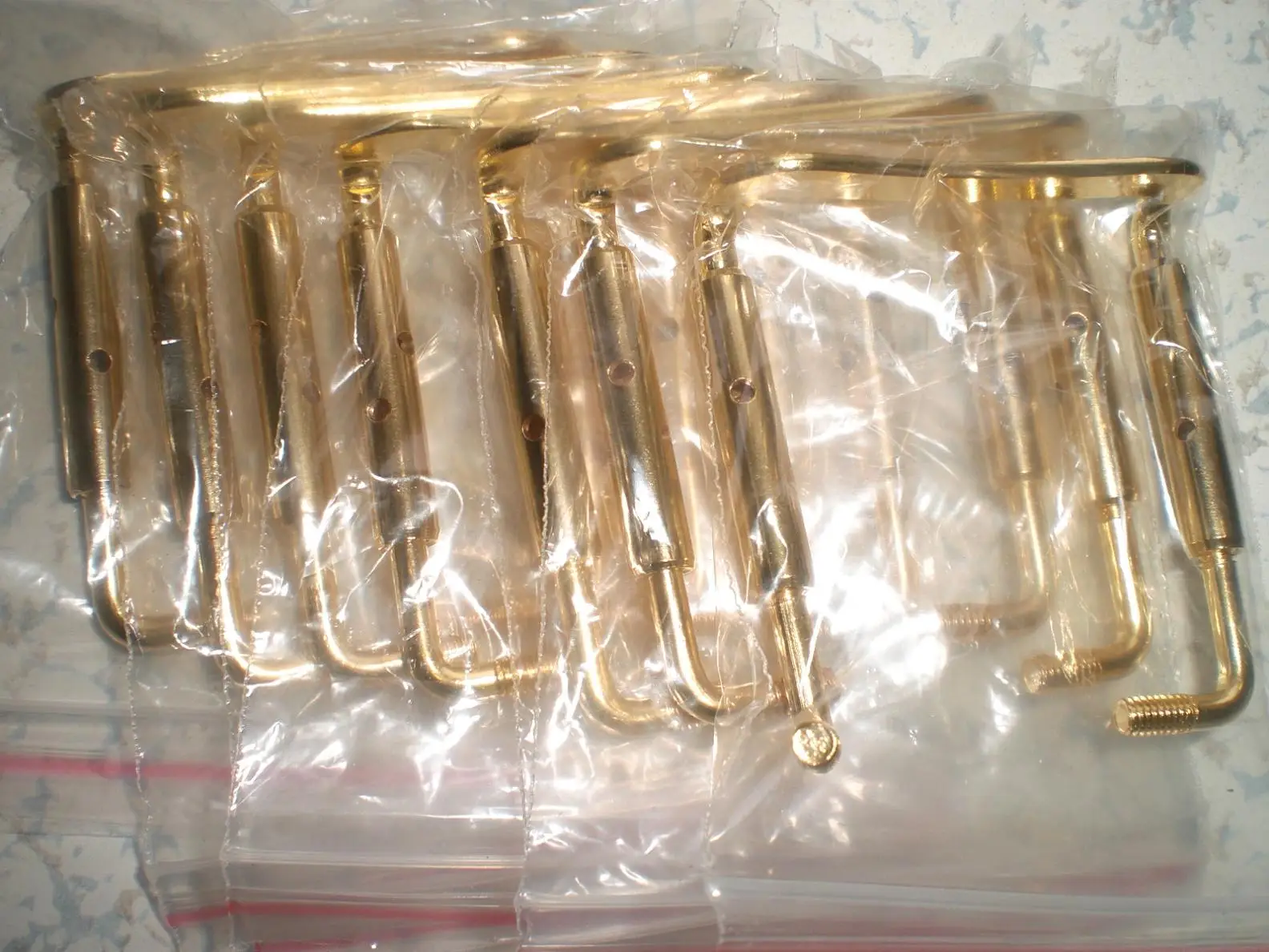 

Violin Chin Rest Clamps 3/4 to 4/4 Size Fiddle Metal Chin Rest Screws
