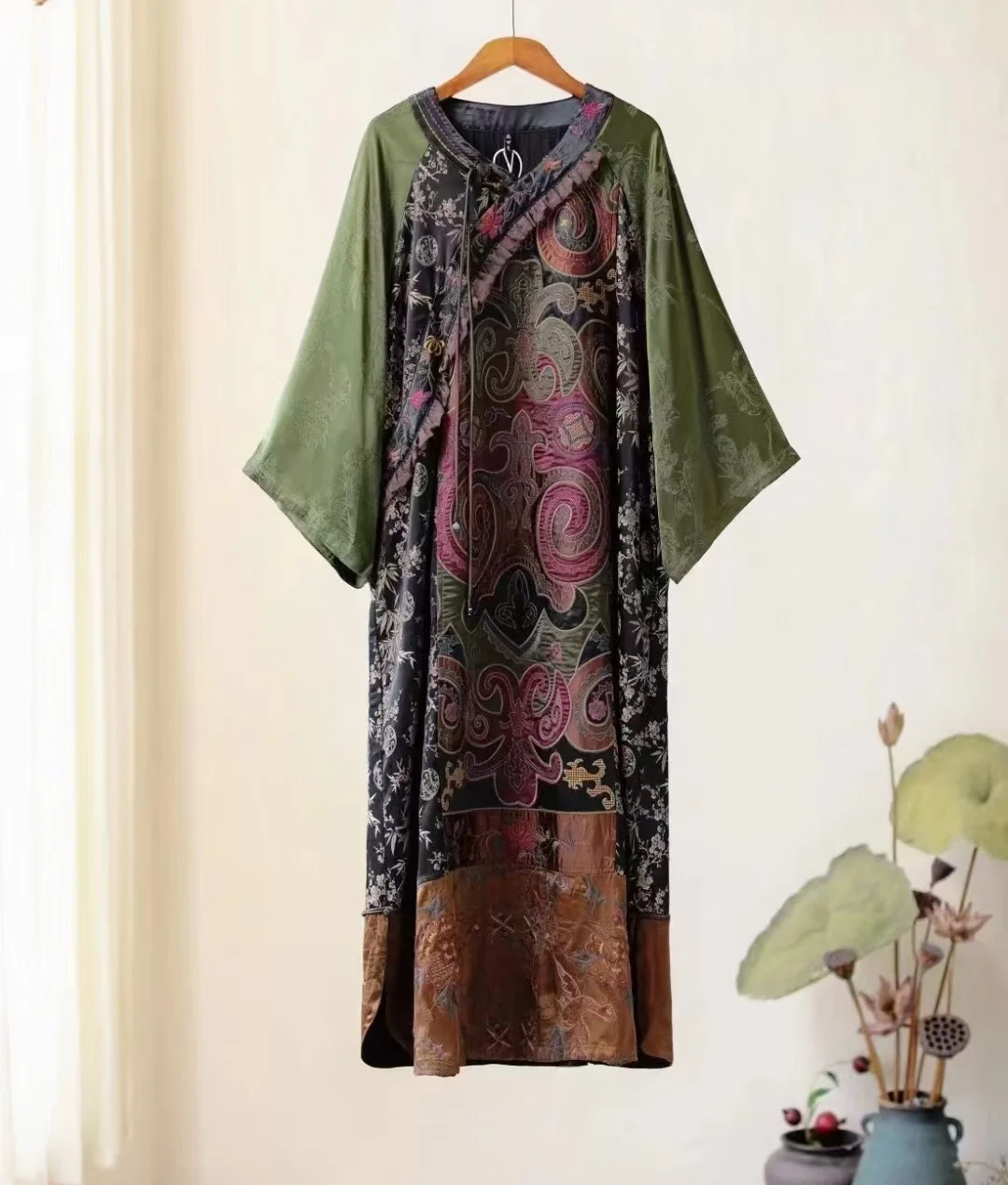 

Chinese style robe Green Jacquard rayon loose Long dress plus-size embroidered patchwork vintage dresses luxury women's clothes
