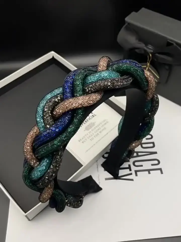 Neu im Temperament Haarbänder Reifen Accessoires Haarband Damen modisches französisches Mädchen hohes Totenkopf-Stirnband Haar Frau