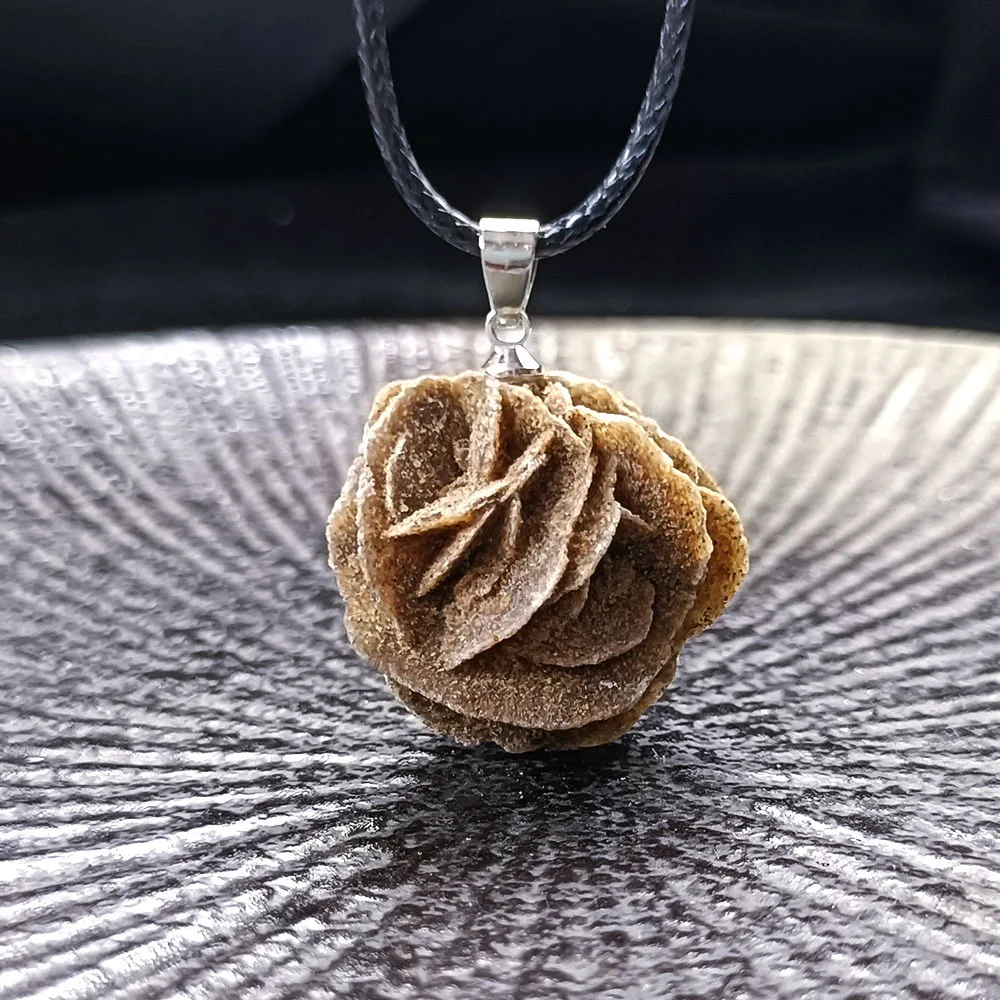 Collana Con Ciondolo In Pietra Rosa Del Deserto Marocchino Naturale Collana Con Esemplare Minerale Di Gemma Di Pietra Grezza Irregolare Uomo Donna Reg