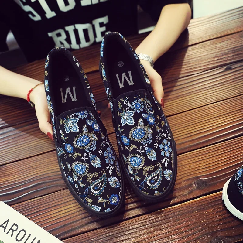 New Autumn Floral Trend Casual Korean Lazy Shoes Low-help Breathable Men's Classic Canvas Slip-On Shoes Sneakers Men 6