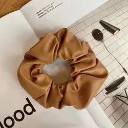 Elegant PU Leather Scrunchies - Stylish Elastic Hair Bands (Camel)