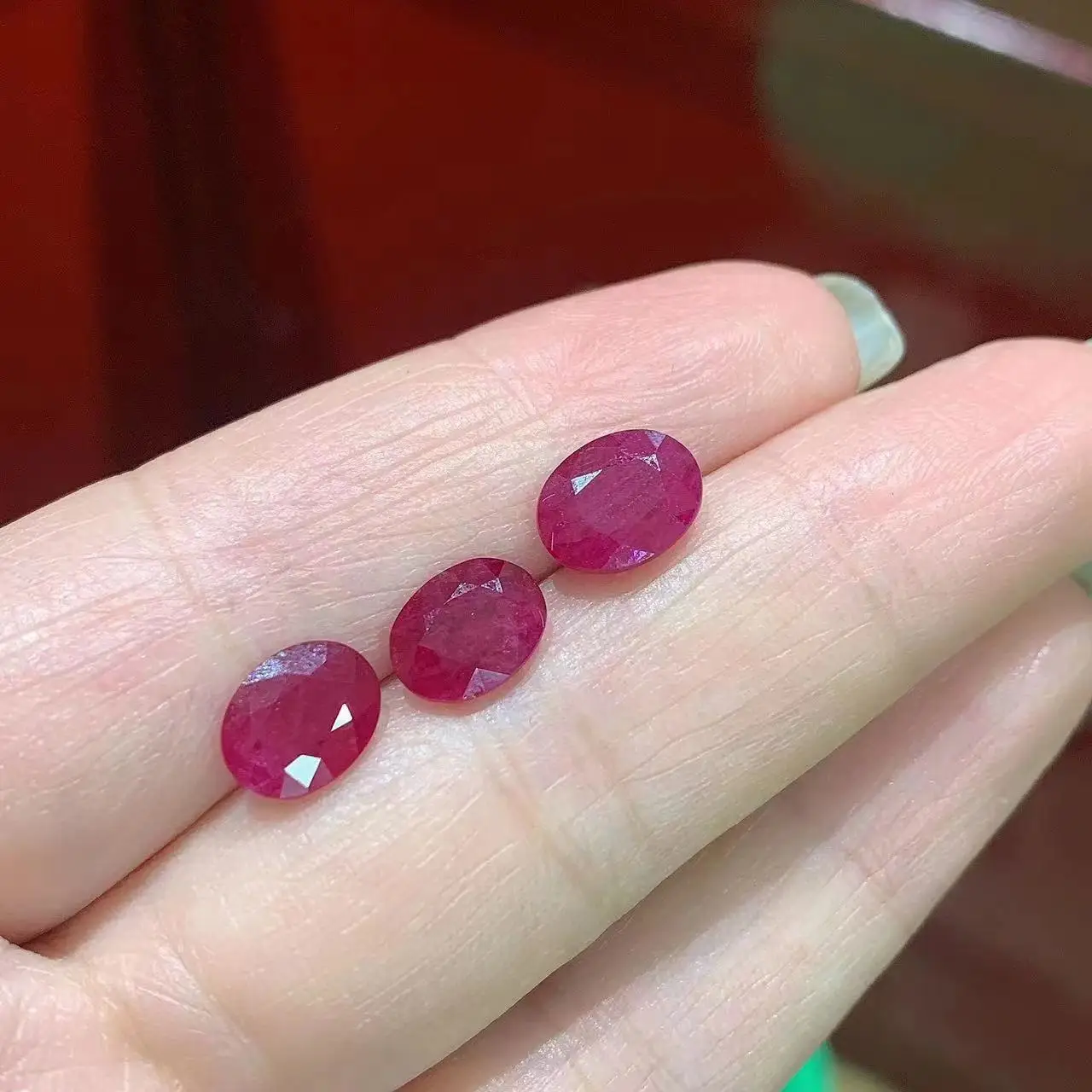ECHSUN natural ruby stone burma AAA level oval 8*10mm loose gemstones ring bracelet pendant rubis jewelry bracelet edelstenen