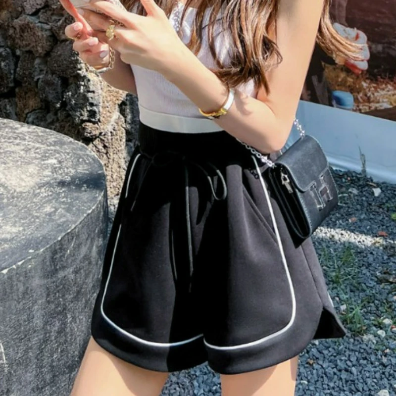 High Waisted Shorts for Women's Summer New Wide Leg Loose Casual Pants for Women's Thin Straight Leg Slimming Hot Pants