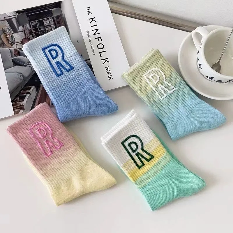 1 Pairs of Gradient Striped Socks, Boy's And Girl's Casual Letter Socks, Sweat Absorbing And Breathable Mid Tube Sports Socks