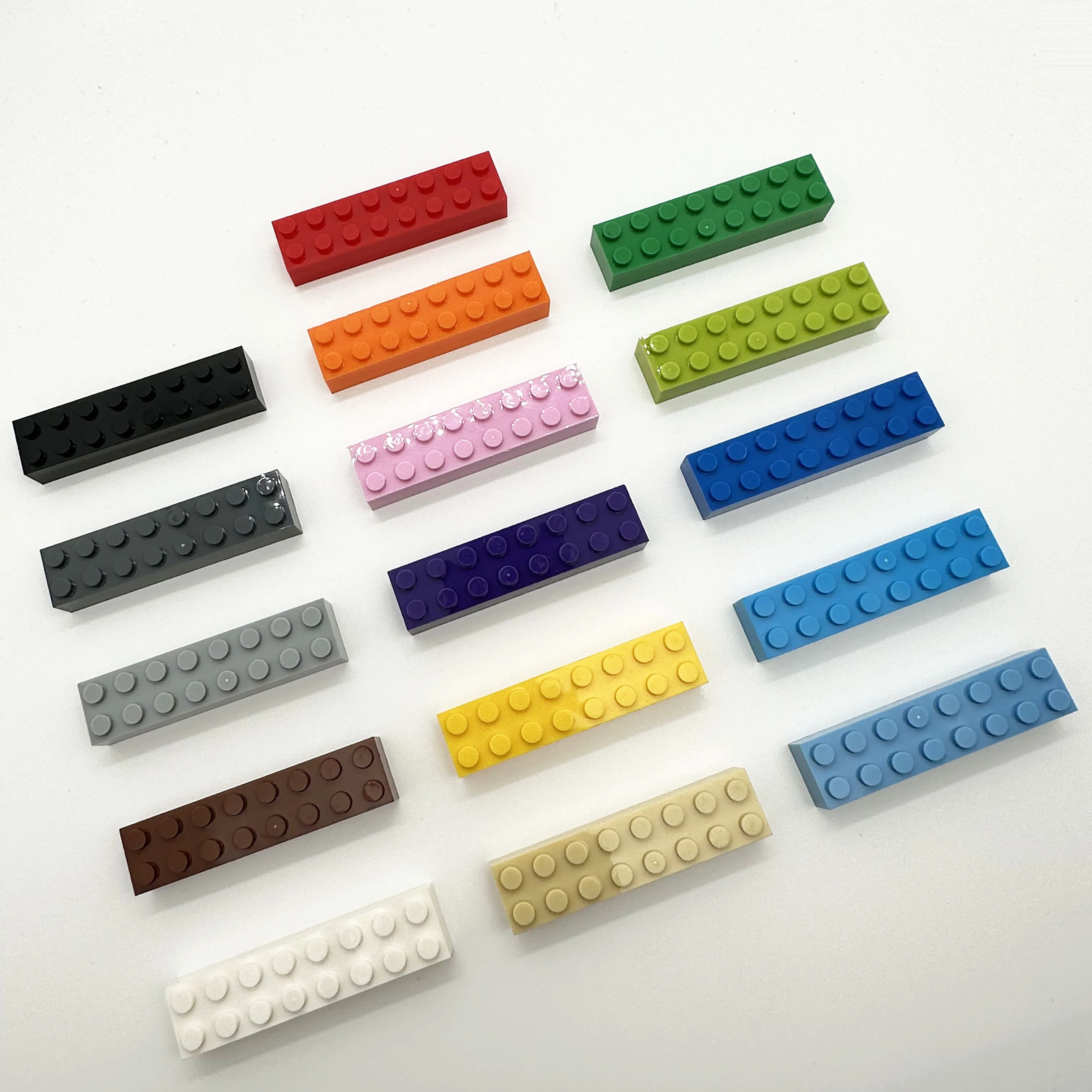 100pcs 2x8 Dot DIY Building Blocks Thick Educational Creative Toys for Children Figures Plastic Bricks Size Compatible With 3007 5