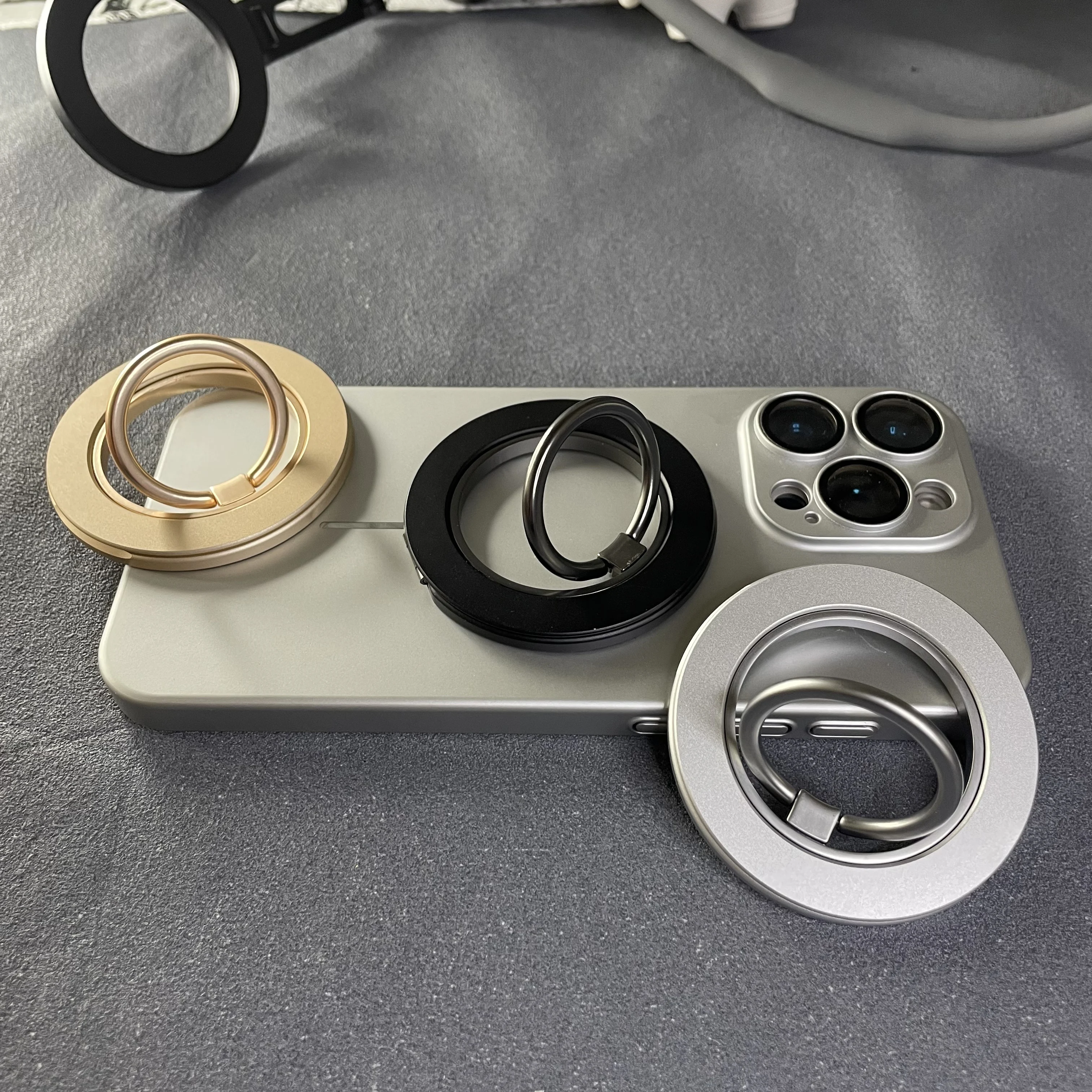 Magnetic 360° Phone Ring Holder with Built-in Gear and Portable Folding Grip Stand