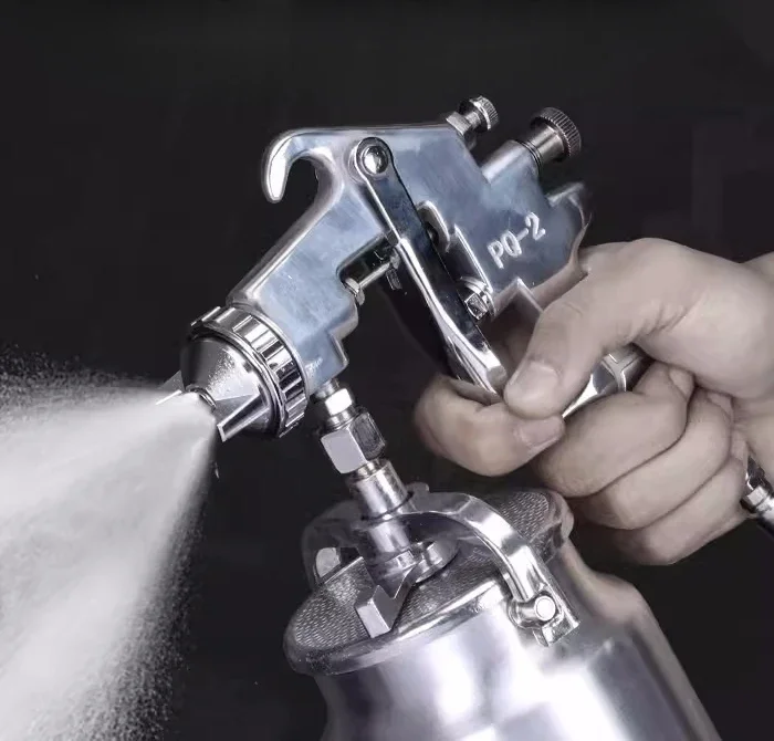Spray gun Large capacity paint coating lower pot Pneumatic spray gun High atomization