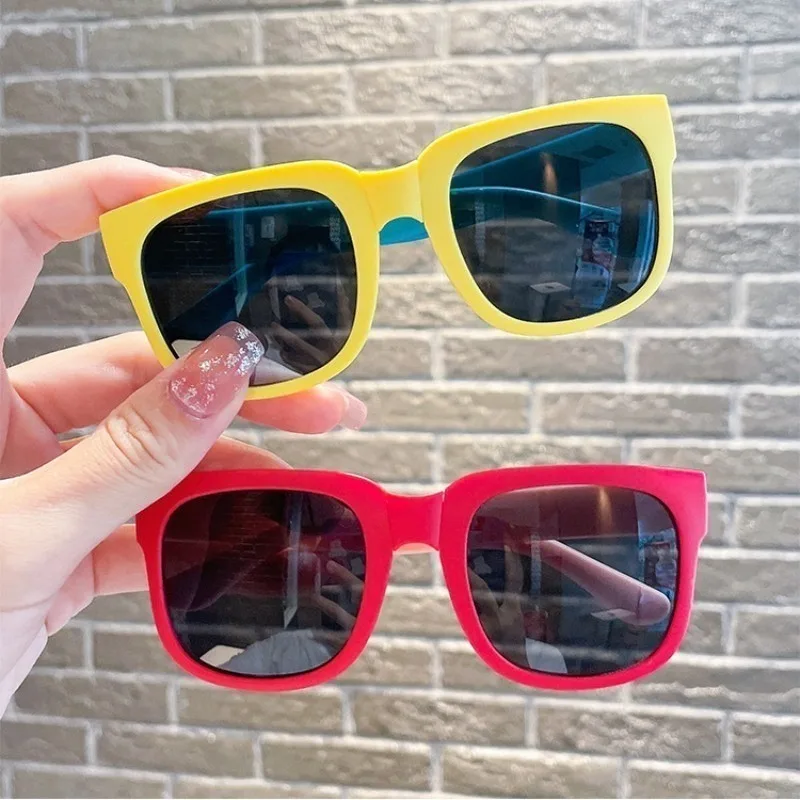 2PCS Foldable Sunglasses For Baby Kids Fashion Sun Glasses Boys Girls Folding Eyewear UV400 with Case