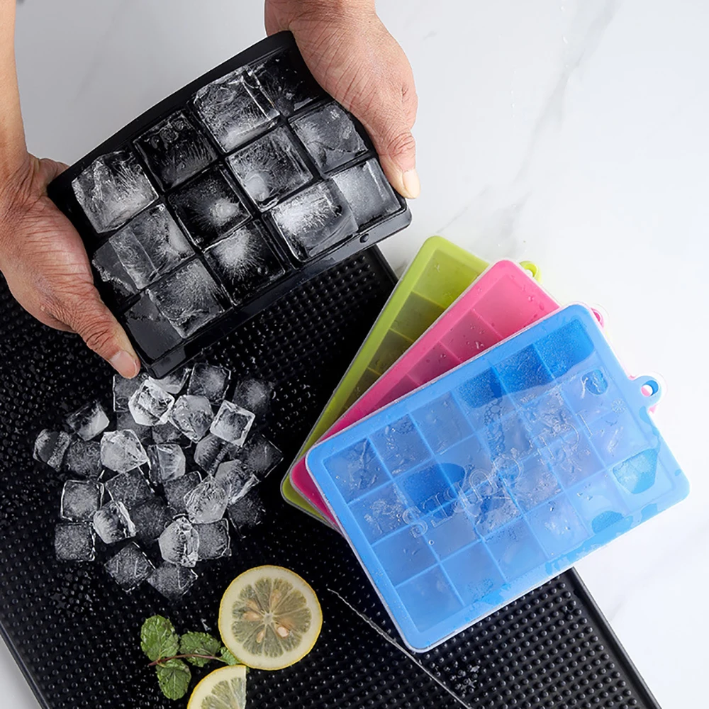 https://ae01.alicdn.com/kf/Sd88c76fd98064be79eff6be2f7634cecH/New-4-6-8-Grid-Big-Ice-Tray-Mold-Large-Food-Grade-Silicone-Ice-Cube-Square.jpg