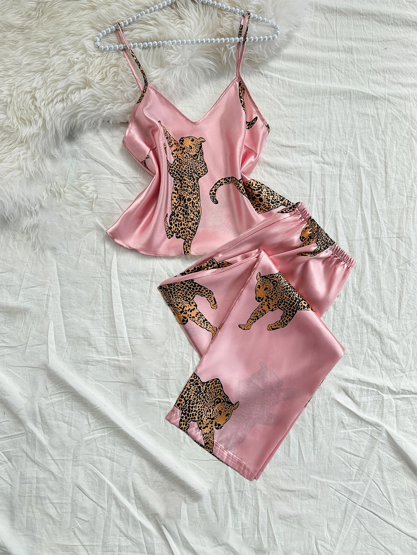 Comfortable Fashionable 2pcs V-Neck Leopard Print Suspender Long Pants Pajama Set