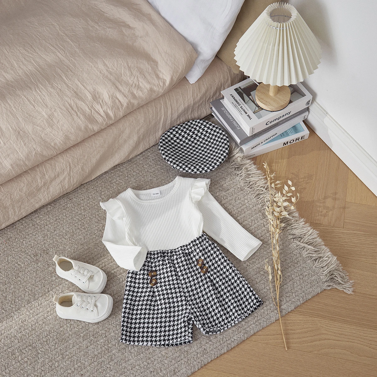

Listenwind 0-3Y Toddler Girl Fall 3Pcs Outfit Solid Color Ribbed Long Sleeve Tops Houndstooth Pattern Shorts Beret Set Casual