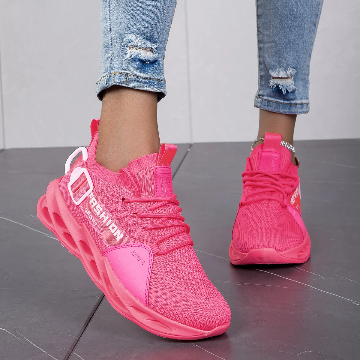 

Fashion Pink Women Casual Sneakers Breathable Running Shoes Men Sneakers Big Size Trainers Women's Sports Shoes zapatillas mujer