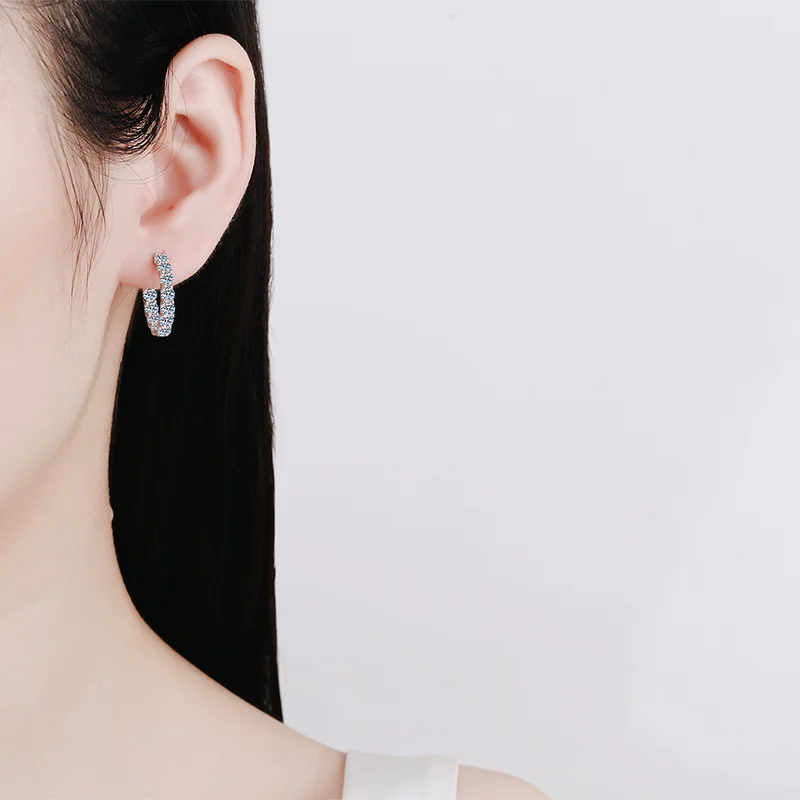EWYA Sparkling 2.6cttw D Color Full Black And White