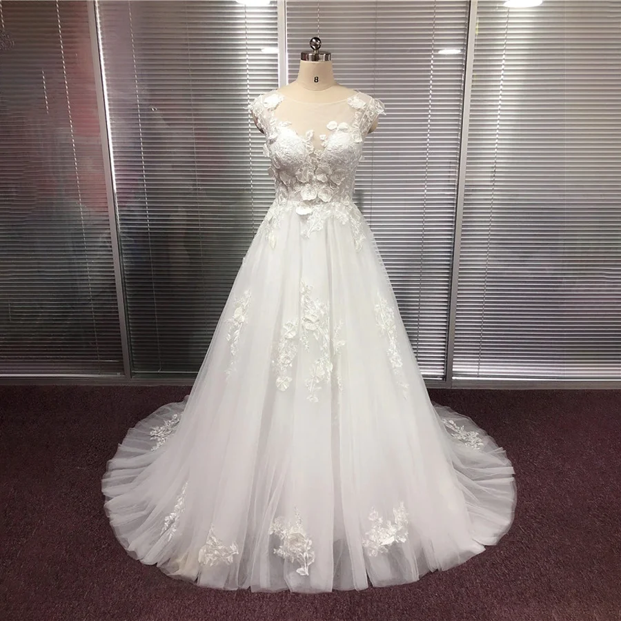 Scoop Wedding Dresses White Lace Applique Wedding Dress A Line Sleeveless Sweep Train And Back Buttons Bridal Gown