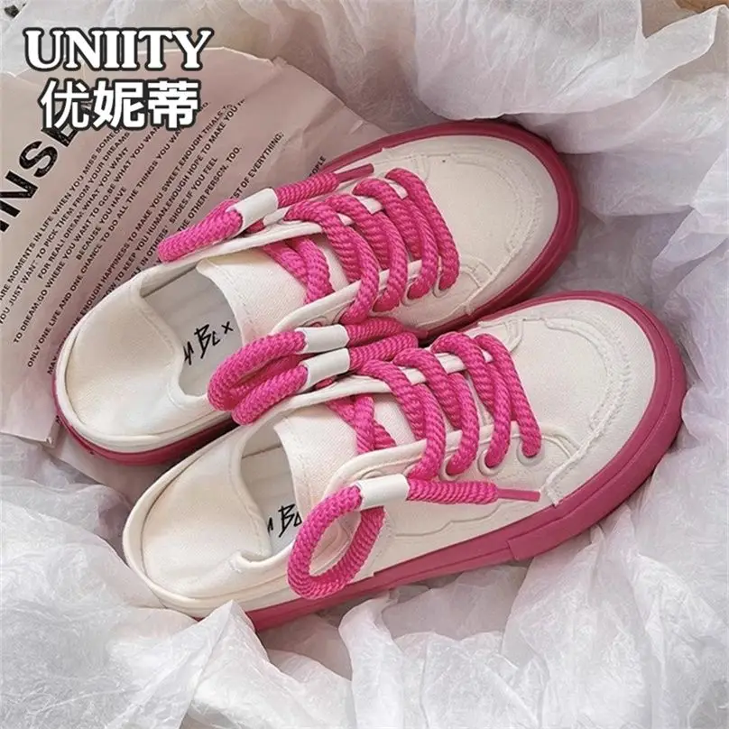 Sweet Ins Fashion Canvas Shoes Female Girly Heart Student Board Shoes Casual All Match Soft Comfortable Sneakers Y2k Girls Gifts 3