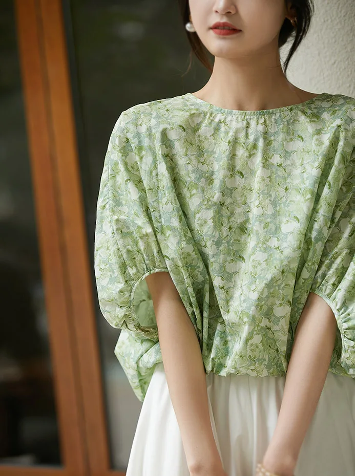 

2023 Women's Clothing Bat Sleeve Small Top!