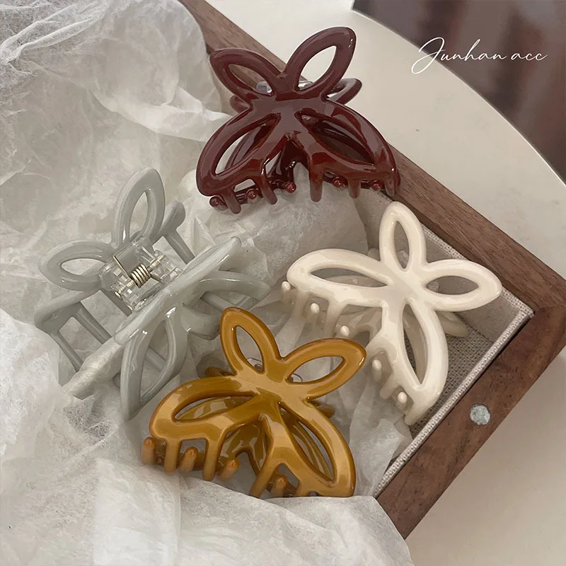 

Korean New Style Butterfly Small Hair Grabbing Clip Hollow Barrettes Acrylic Shark Clip Female Clip Hair Accessories Headwear