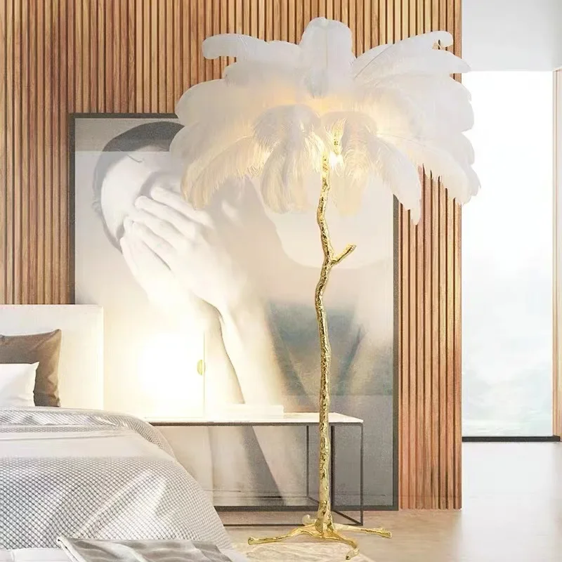 

Light Luxury Brass Resin Ostrich Feather Princess Room Floor Lamp Floor Lamp Study Store Live Room Ins Lamps Bedroom Living Room