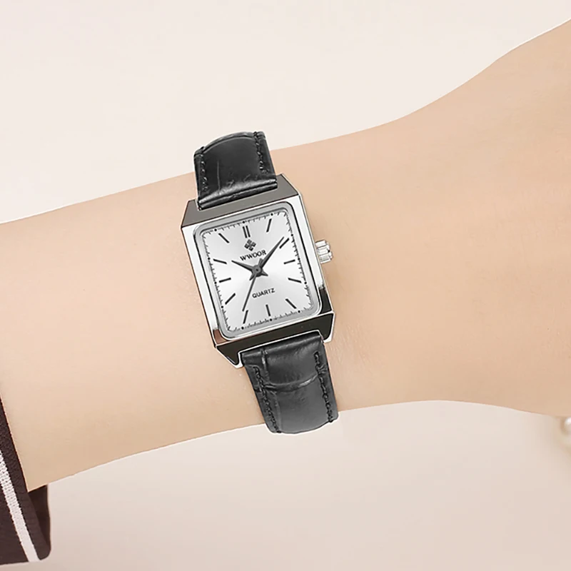 WWOOR New Watch For Women Quartz Leather Bracelet Wristwatch Luxury Ladies Dress Women Small Watch Female Waterproof Reloj Mujer