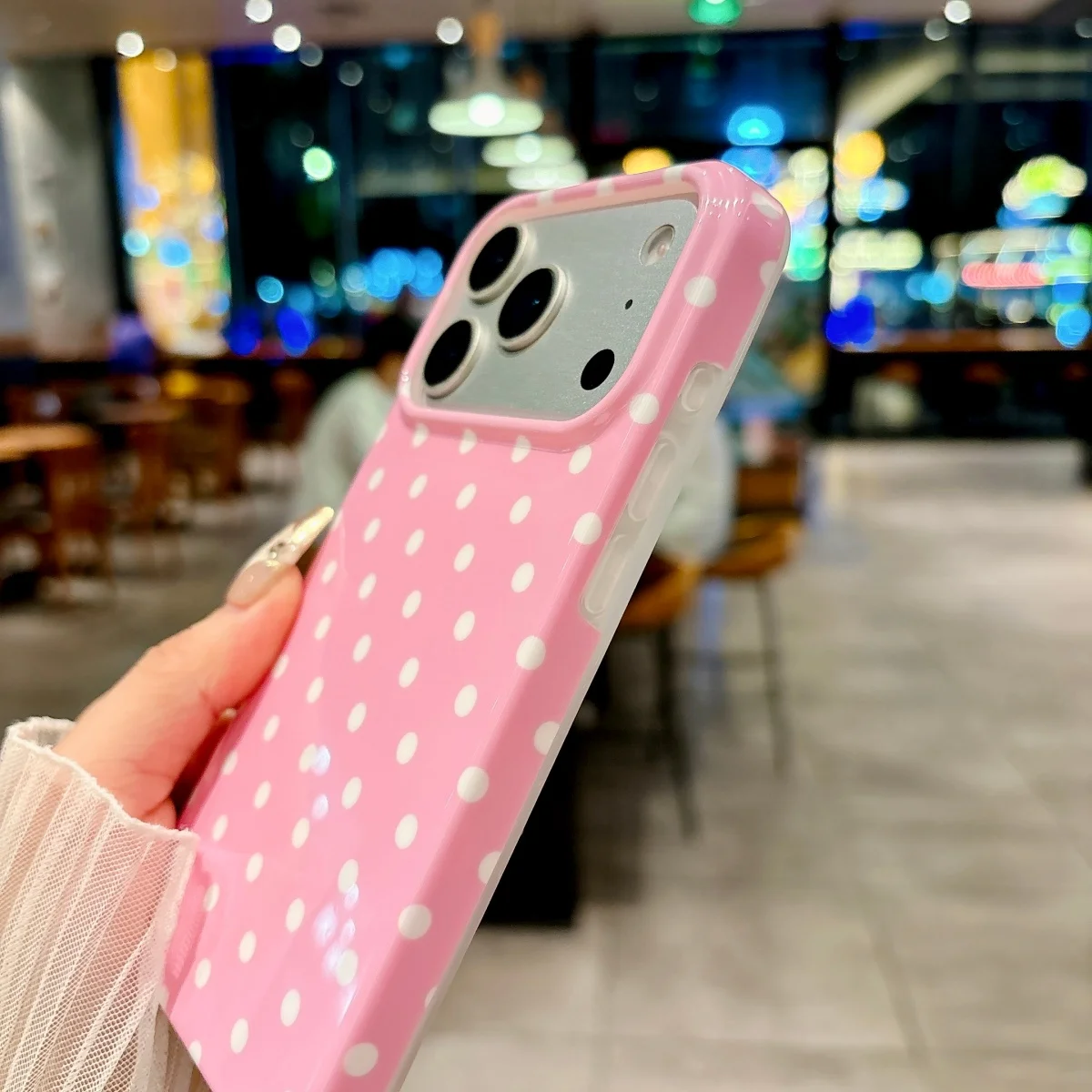 Retro Vintage Polka Dot Pattern Phone Bumper Case with Circular Wave Design